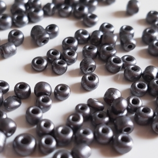 Rokajl metalický, 3mm, šedá, 50g