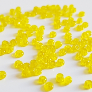 Rokajl transparentní, 2mm, žlutá, 50g