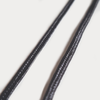 Sutaška, 3mm, černá, 1m