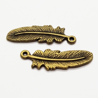 Přívěsek, 30x10mm, pírko, 1ks