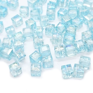Plastová kostka, AB efekt, azurová, 6x6x6 mm, 25ks