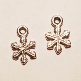 Přívěsek 7x12mm, vločka, 1ks
