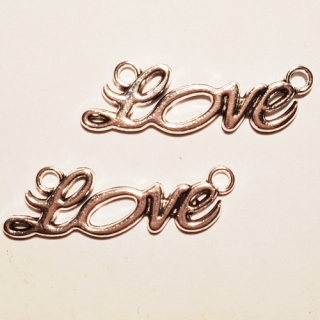 Přívěsek 32x10, love, 1ks