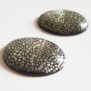 Kabošon ovál, 40x30mm, stříbrná, 1ks