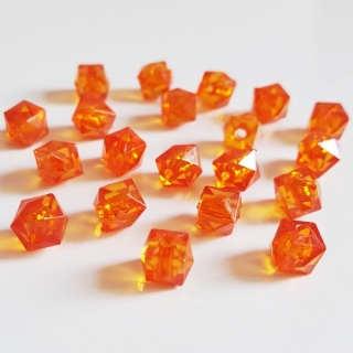 Broušená kostka, 7mm, oranžová reflexní, 10ks