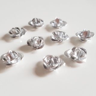 Kovové růžičky, 10mm, stříbrná, 10ks