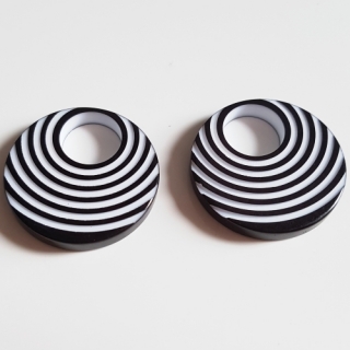 Plastový donut, 25mm, černá, 1ks